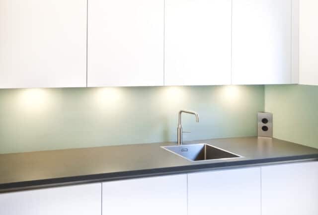 glapsplaat achter fornuis mat groen